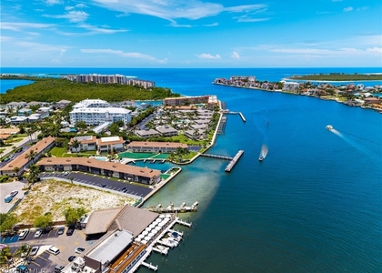 850 Palm Street - Photo 1