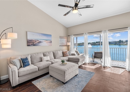 541 Windsor Square - Photo 1