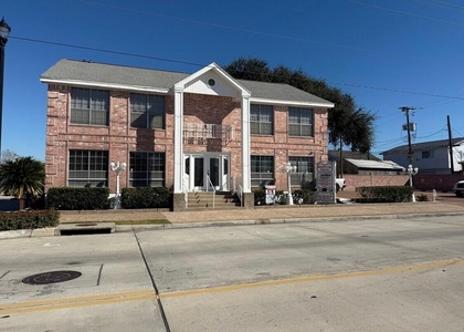 2302 45th Street - Photo 1
