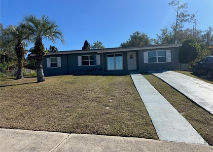 1011 Gerona Avenue - Photo 1