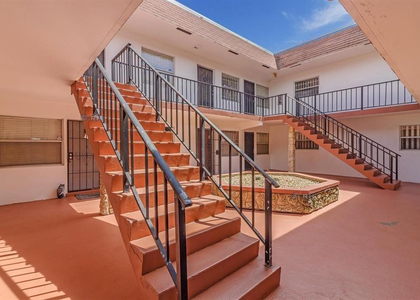 230 Sw 1st Street - Photo 1