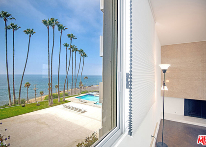 17366 W Sunset Boulevard - Photo 1