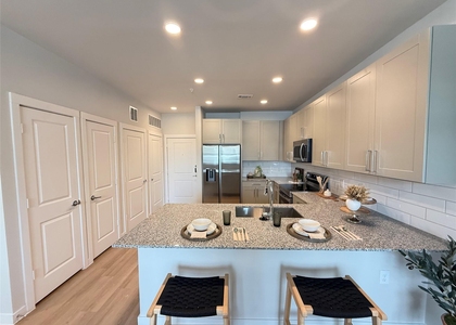 1610 Campbell Rd - Photo 1