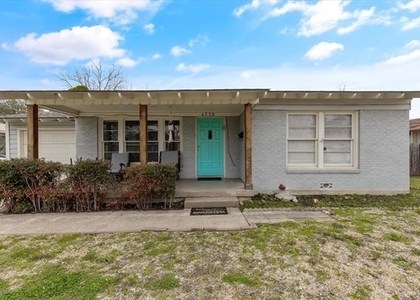 4228 Winfield Avenue - Photo 1