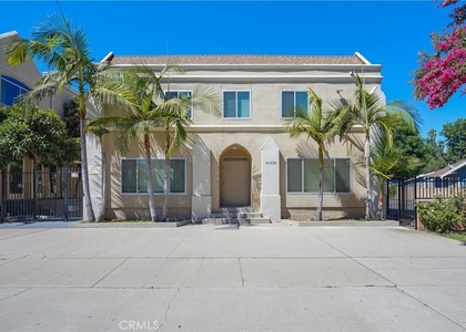 14335 Hamlin Street - Photo 1