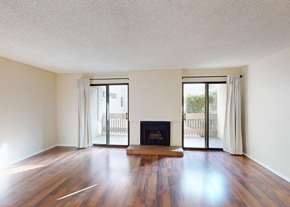 15215 Magnolia Boulevard - Photo 1