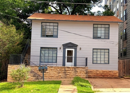 1008 W 25 St - Photo 1