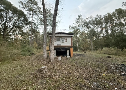 279 White Oak Circle - Photo 1