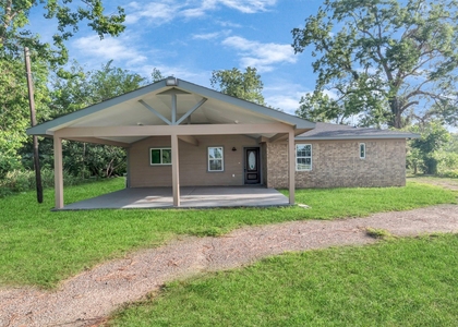 2826 W Fm 1462 - Photo 1