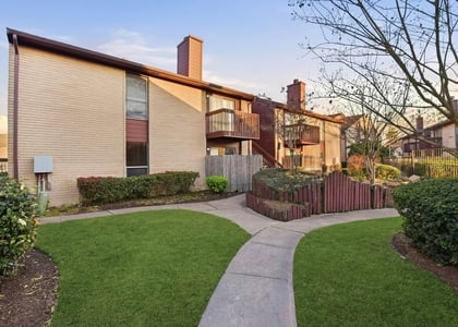 12905 Woodforest Boulevard - Photo 1