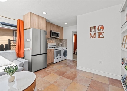 1095 Bonita Street - Photo 1
