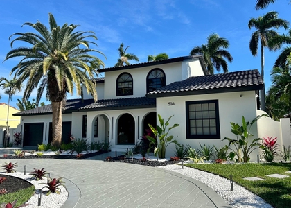 516 Royal Plaza Drive - Photo 1