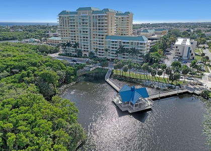 700 E Boynton Beach Boulevard - Photo 1