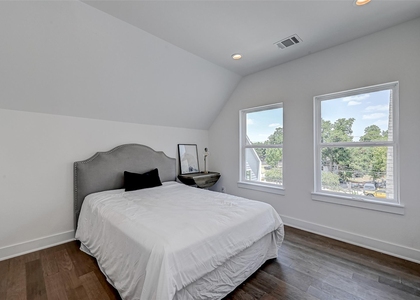 6129 W Montgomery Road - Photo 1