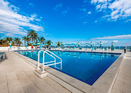 3140 S Ocean Drive - Photo 1