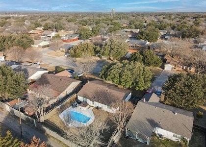 5112 Arbor Glen Road - Photo 1