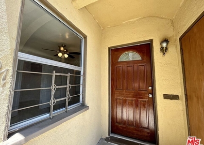 1807 S Redondo Boulevard - Photo 1