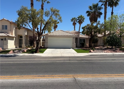 3224 N Campbell Road - Photo 1