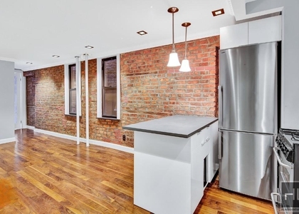Mulberry St. - Photo 1