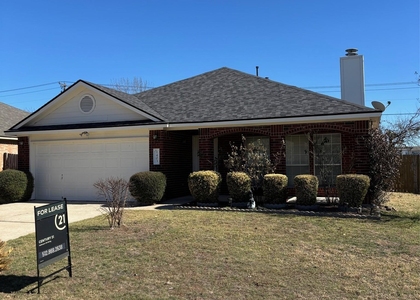 1403 Haley Gray Dr - Photo 1