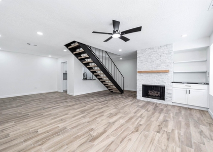 5532 Beverly Hill Street - Photo 1