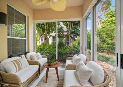 261 Colonade Circle - Photo 1