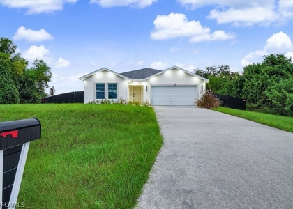 2620 Ne 5 Avenue - Photo 1