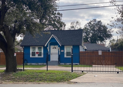 628 King Street - Photo 1