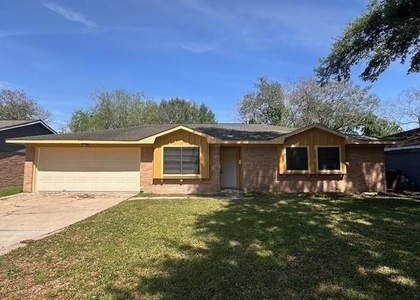 5830 Effingham Drive - Photo 1
