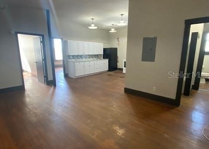 113 S Collins Street - Photo 1