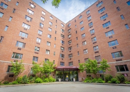 401 Shady Ave - Photo 1