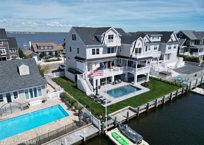 520 Normandy Drive - Photo 1