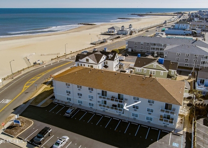 809 Ocean Avenue - Photo 1