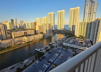 300 Bayview Drive - Photo 1
