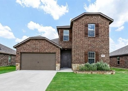 315 Pine Hollow Way - Photo 1