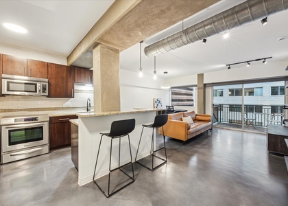 800 Brazos St - Photo 1