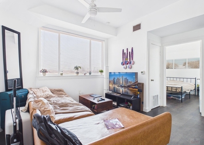 1010 W 26th St - Photo 1