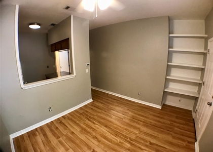 4409 Guadalupe St - Photo 1