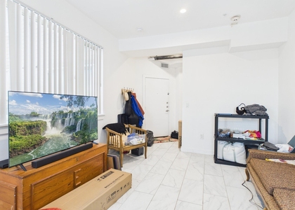 1010 W 26th St - Photo 1