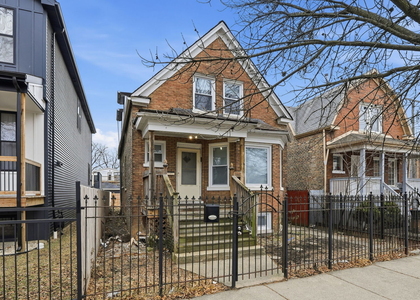 1217 N Harding Avenue - Photo 1