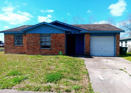 11830 Mosscrest Drive - Photo 1