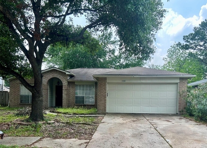 28811 Stapleford Street - Photo 1