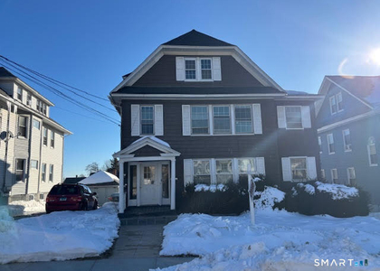 292 Ridgefield Avenue - Photo 1
