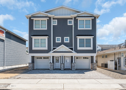 1503 Grand Central Avenue - Photo 1