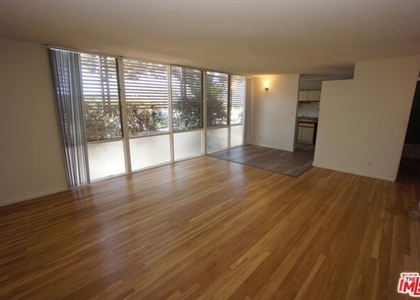 11133 Rose Avenue - Photo 1