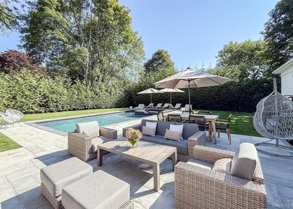 121 Ponquogue Avenue - Photo 1