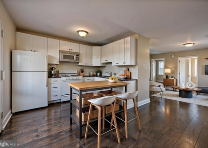 443 Fairmount Avenue - Photo 1
