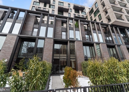 1332 8th Street Nw - Photo 1
