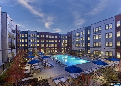 51 Okner - Photo 1