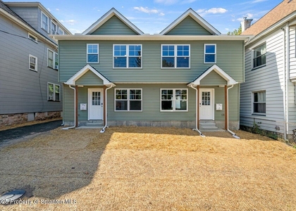820 822 Delaware Street - Photo 1